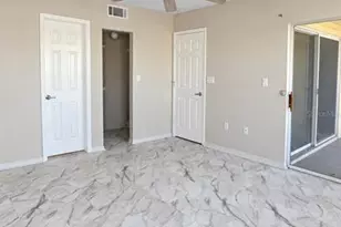6931 Stonesthrow Cir N, Saint Petersburg, FL 33710 - Photo 9