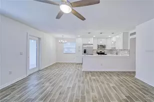 202 Bedford Trail, Sun City Center, FL 33573 - Photo 3