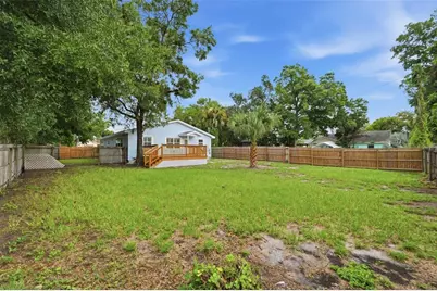 9402 N 12th St, Tampa, FL 33612 - Photo 17