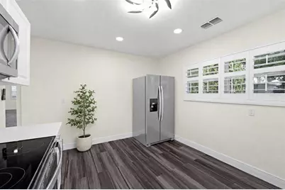 9402 N 12th St, Tampa, FL 33612 - Photo 3