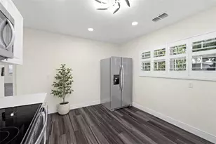 9402 N 12th St, Tampa, FL 33612 - Photo 3