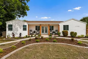 7745 Westmoreland Dr, Sarasota, FL 34243 - Photo 1