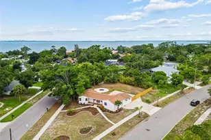 7745 Westmoreland Dr, Sarasota, FL 34243 - Photo 17