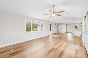 7745 Westmoreland Dr, Sarasota, FL 34243 - Photo 21