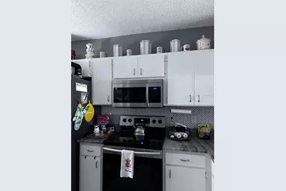 6211 Bayside Key Drive, Tampa, FL 33615 - Photo 5