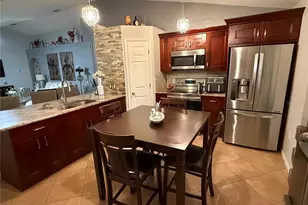 17022 Holmby Ct, Land O Lakes, FL 34638 - Photo 5