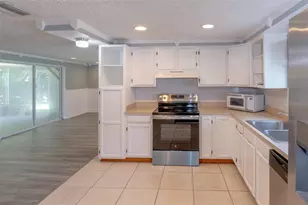 10840 Norwood Ave, Port Richey, FL 34668 - Photo 9
