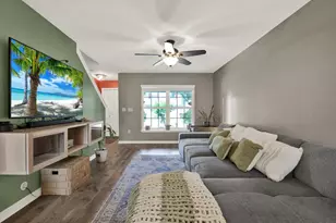 3017 Mojave Oak Dr, Valrico, FL 33594 - Photo 5