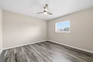 2327 W Knollwood Pl, Tampa, FL 33604 - Photo 27