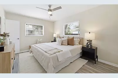 2327 W Knollwood Place, Tampa, FL 33604 - Photo 7