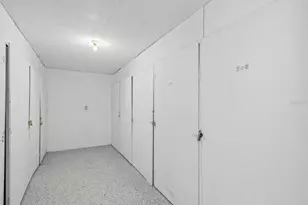 6800 20th Ave N, Saint Petersburg, FL 33710 - Photo 23
