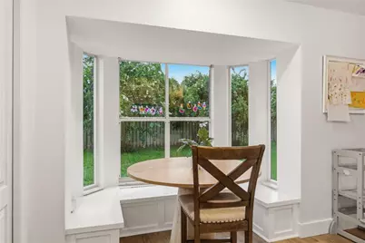 16607 Longleat Drive, Lutz, FL 33549 - Photo 11