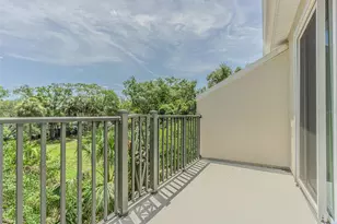 526 Wheaton Trent Pl, Tampa, FL 33619 - Photo 13