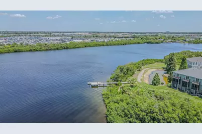 526 Wheaton Trent Place, Tampa, FL 33619 - Photo 17