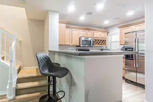 526 Wheaton Trent Pl, Tampa, FL 33619 - Photo 3