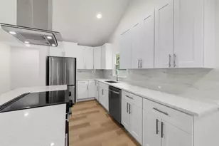2590 18th Ave N, Saint Petersburg, FL 33713 - Photo 7