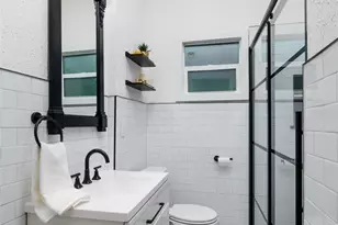 322 11th Ave N, Saint Petersburg, FL 33701 - Photo 13