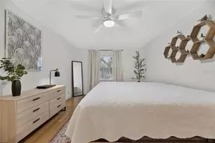 3812 N Oak Dr, Tampa, FL 33611 - Photo 15