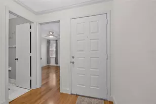3812 N Oak Dr, Tampa, FL 33611 - Photo 3