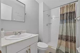 3812 N Oak Dr, Tampa, FL 33611 - Photo 21
