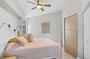 100 4th Ave S, Saint Petersburg, FL 33701 - Photo 21