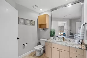100 4th Ave S, Saint Petersburg, FL 33701 - Photo 15