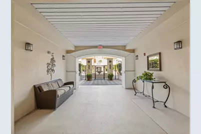 100 4th Avenue S #416, Saint Petersburg, FL 33701 - Photo 23