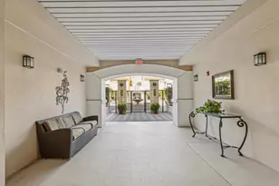 100 4th Ave S, Saint Petersburg, FL 33701 - Photo 23