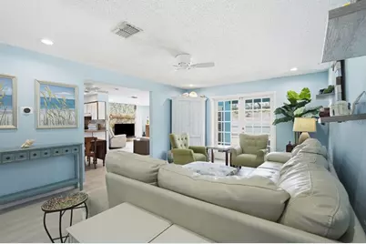 3047 Cascade Drive, Clearwater, FL 33761 - Photo 9