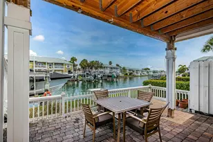 5215 Coquina Key Dr SE, Saint Petersburg, FL 33705 - Photo 11