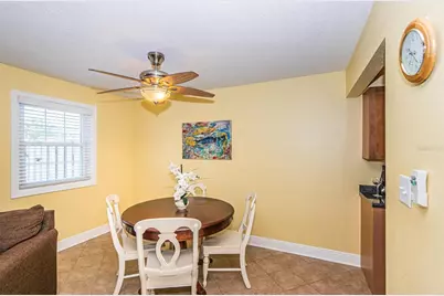5215 Coquina Key Drive SE #B, Saint Petersburg, FL 33705 - Photo 19