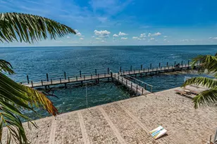 5215 Coquina Key Dr SE, Saint Petersburg, FL 33705 - Photo 25