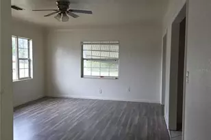 1800 22nd Ave S, Saint Petersburg, FL 33712 - Photo 11