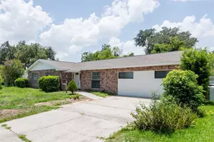 902 Shangri La Dr, Seffner, FL 33584 - Photo 29