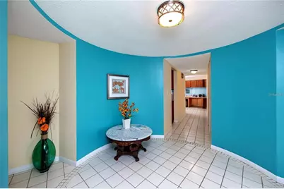 2096 Massachusetts Avenue NE, Saint Petersburg, FL 33703 - Photo 9