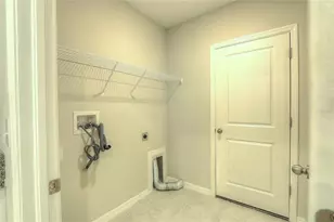 7217 Ronnie Gardens Ct, Tampa, FL 33619 - Photo 33