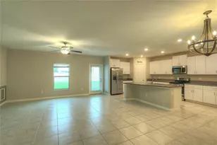 7217 Ronnie Gardens Ct, Tampa, FL 33619 - Photo 7