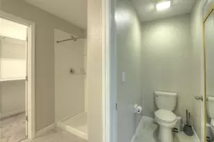 7217 Ronnie Gardens Ct, Tampa, FL 33619 - Photo 29
