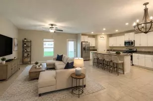 7217 Ronnie Gardens Ct, Tampa, FL 33619 - Photo 7