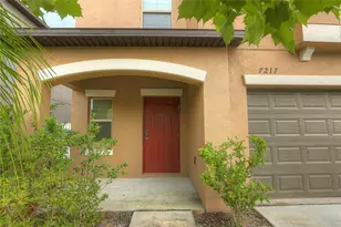 7217 Ronnie Gardens Ct, Tampa, FL 33619 - Photo 3