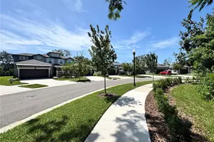 345 Villa Corte Dr, Lutz, FL 33549 - Photo 5