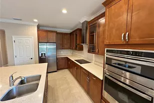 345 Villa Corte Dr, Lutz, FL 33549 - Photo 17