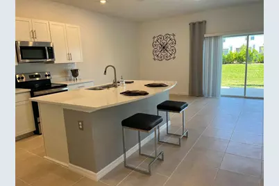 8500 Lunar Skye Street, Sarasota, FL 34241 - Photo 9