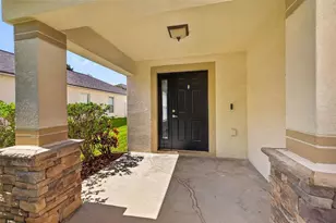 10717 Shady Preserve Dr, Riverview, FL 33579 - Photo 3