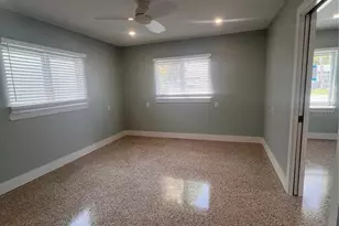 40 82nd Ave S, Treasure Island, FL 33706 - Photo 13