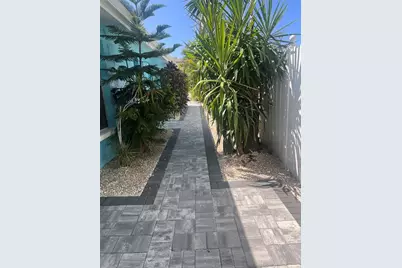 40 82nd Avenue S #Unit `1, Treasure Island, FL 33706 - Photo 5