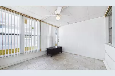 325 Sky Loch Drive W, Dunedin, FL 34698 - Photo 23