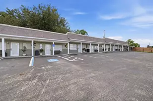 8744 Gall Blvd, Zephyrhills, FL 33541 - Photo 27