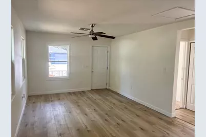 2101 E Ellicott Street, Tampa, FL 33610 - Photo 9