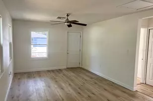 2101 E Ellicott St, Tampa, FL 33610 - Photo 9
